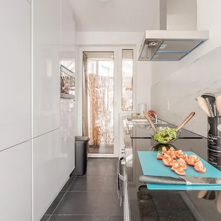 Appartement Center Of Antwerp, Fully Equipped, Train Station Extérieur photo
