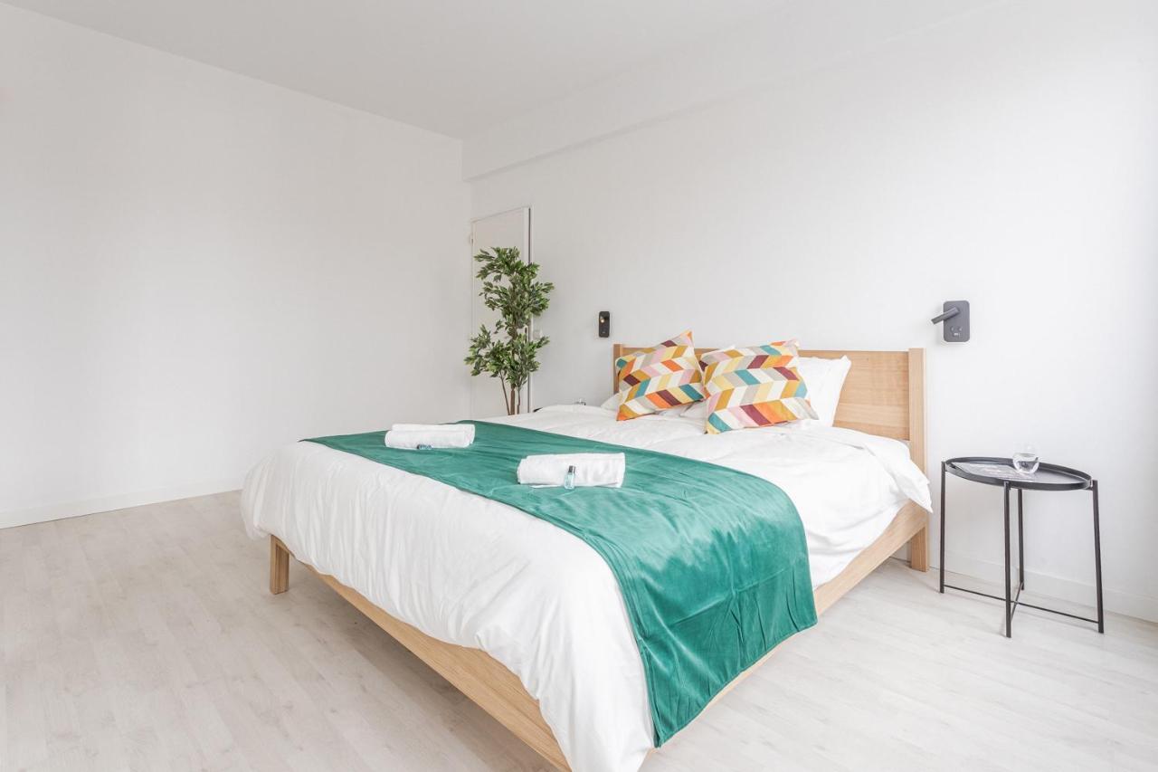 Appartement Center Of Antwerp, Fully Equipped, Train Station Anvers